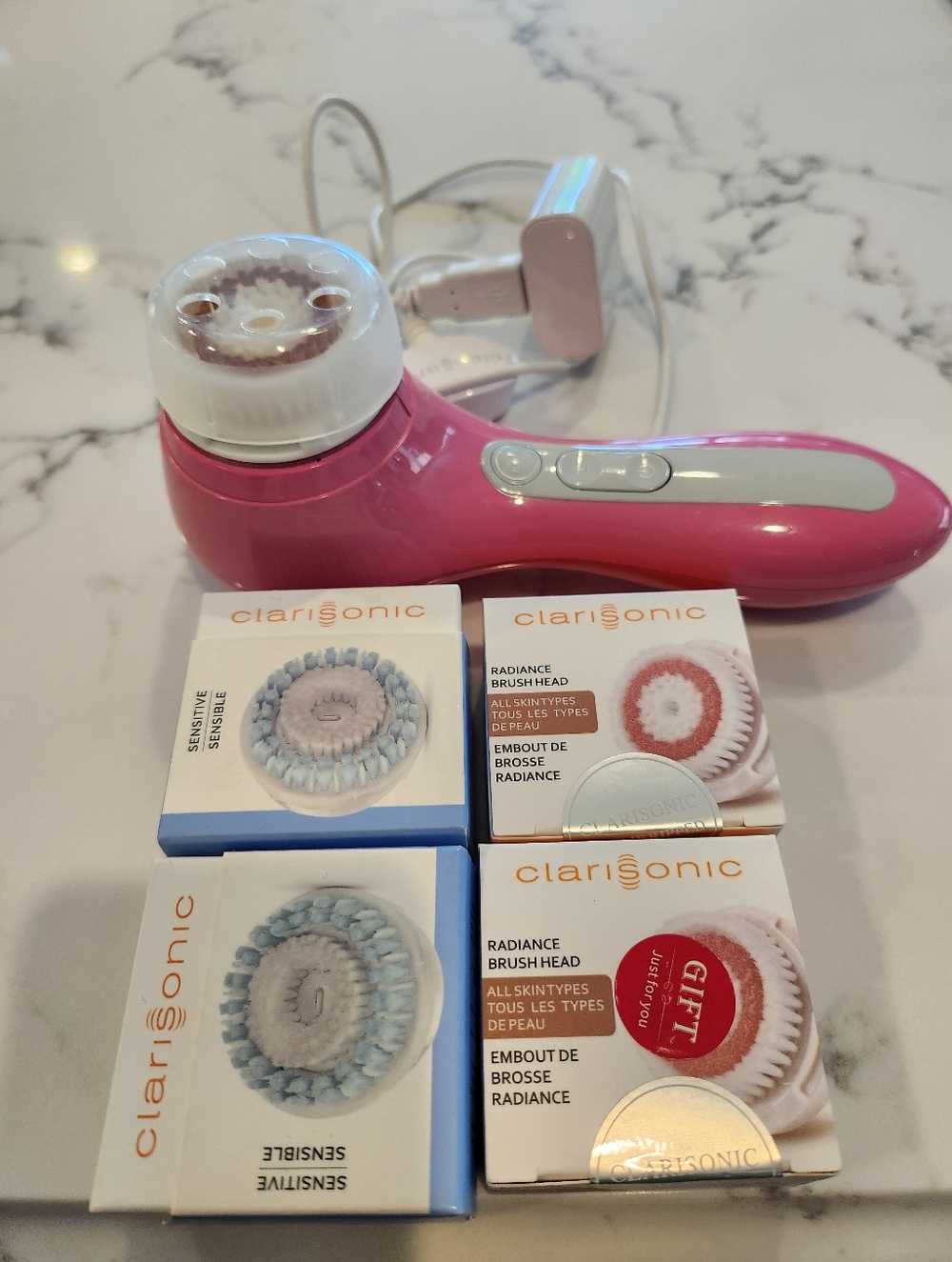 Clarisonic MIA Smart Profile In Pink with Charger And 4 Brand New Brush Heads